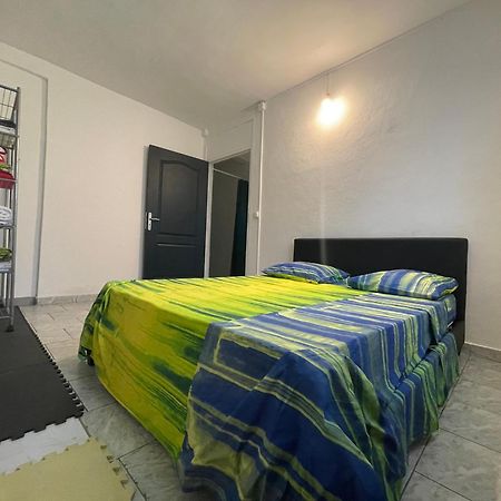 Jg Guest House Сен-Ан Екстериор снимка