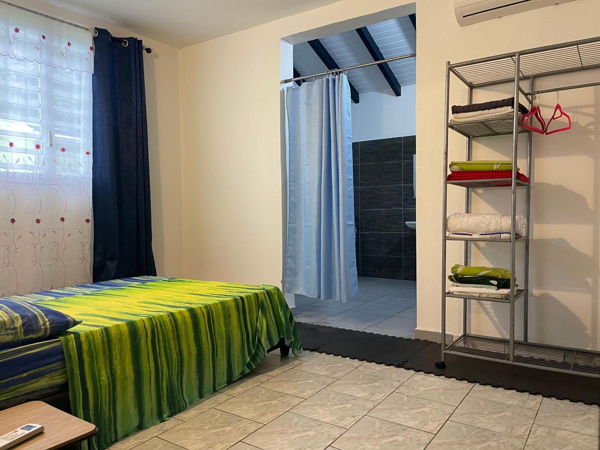 Jg Guest House Сен-Ан Екстериор снимка